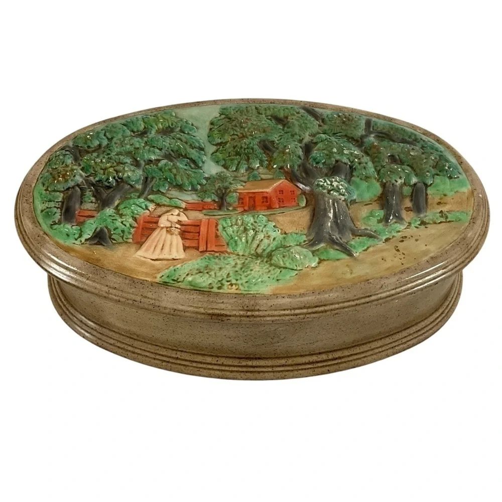 Vintage 1984 Hershey Molds Co Trinket Box Ceramic Hand Painted 11.5” X 7.5” X 3”